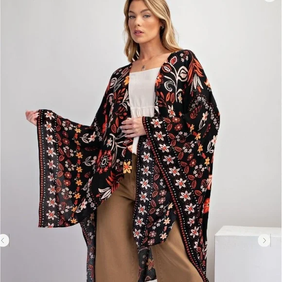 Easel Black Floral Cape - Picture 5 of 6